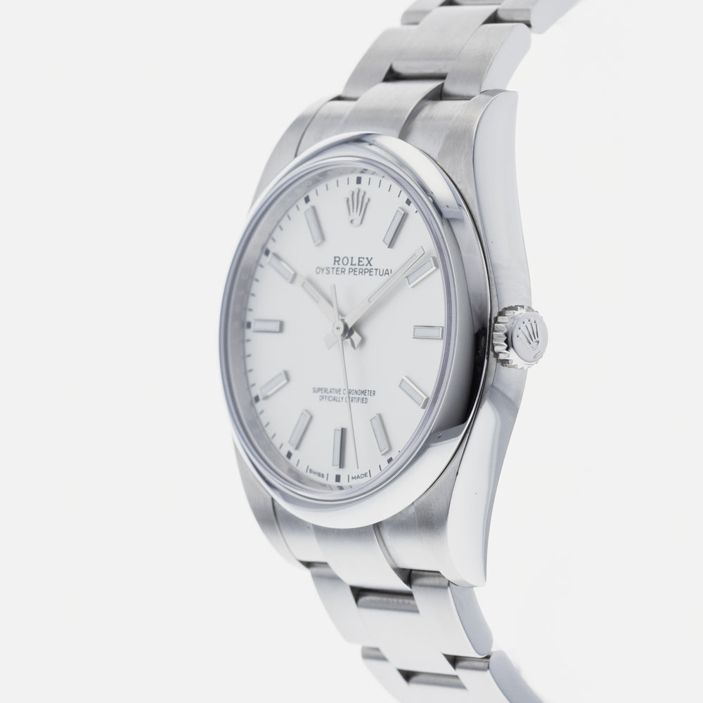 Rolex Oyster Perpetual 114300 2