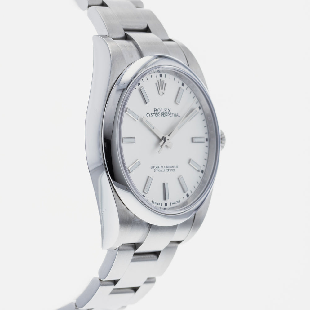 Rolex Oyster Perpetual 114300 4