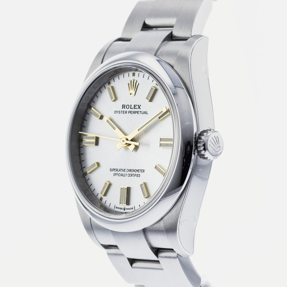 Rolex Oyster Perpetual 126000 2